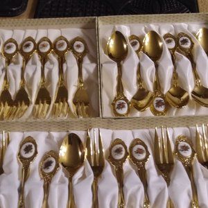 Etrite Flatware